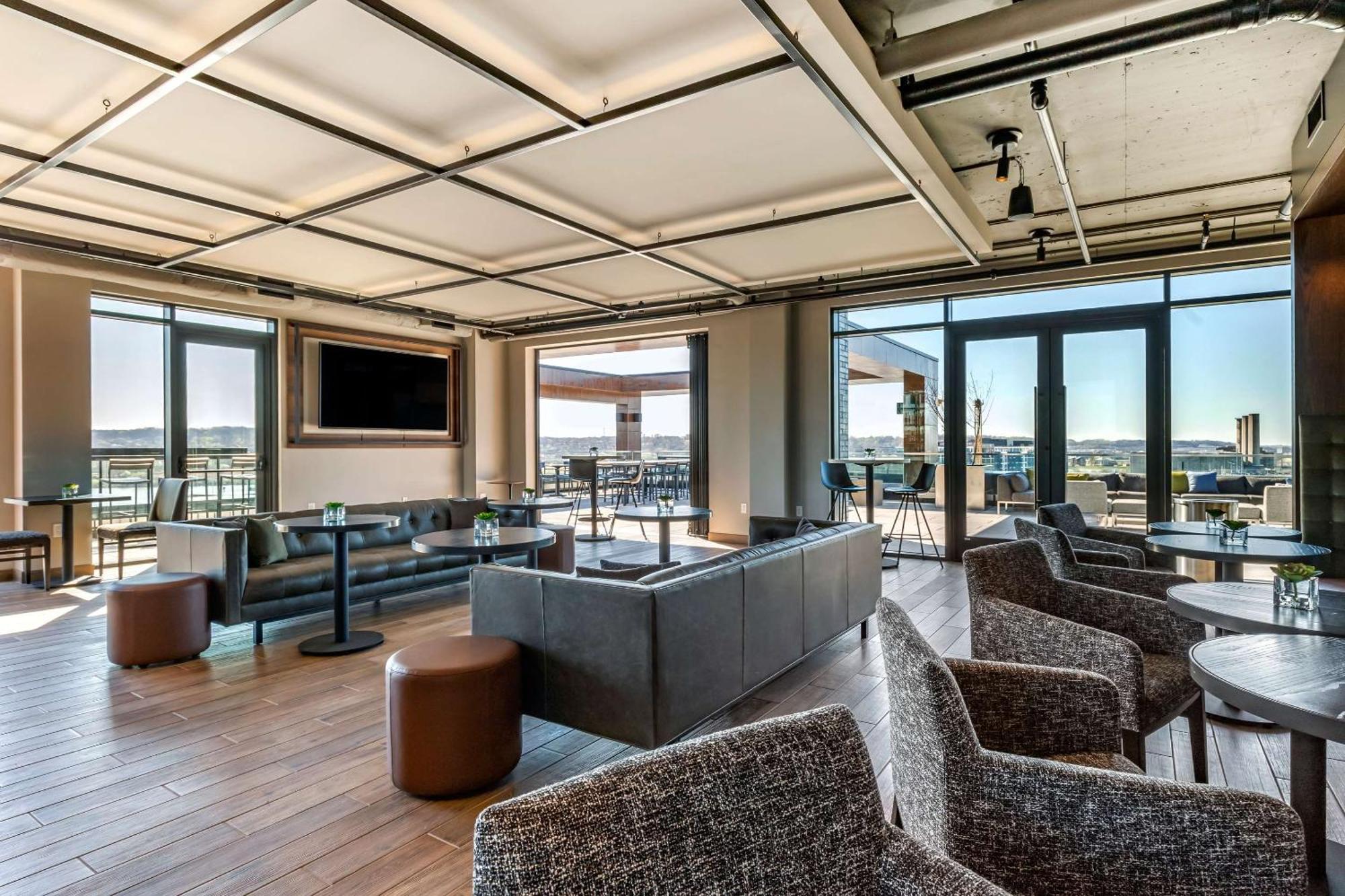 Cambria Dc Navy Yard Riverfront 4* Washington