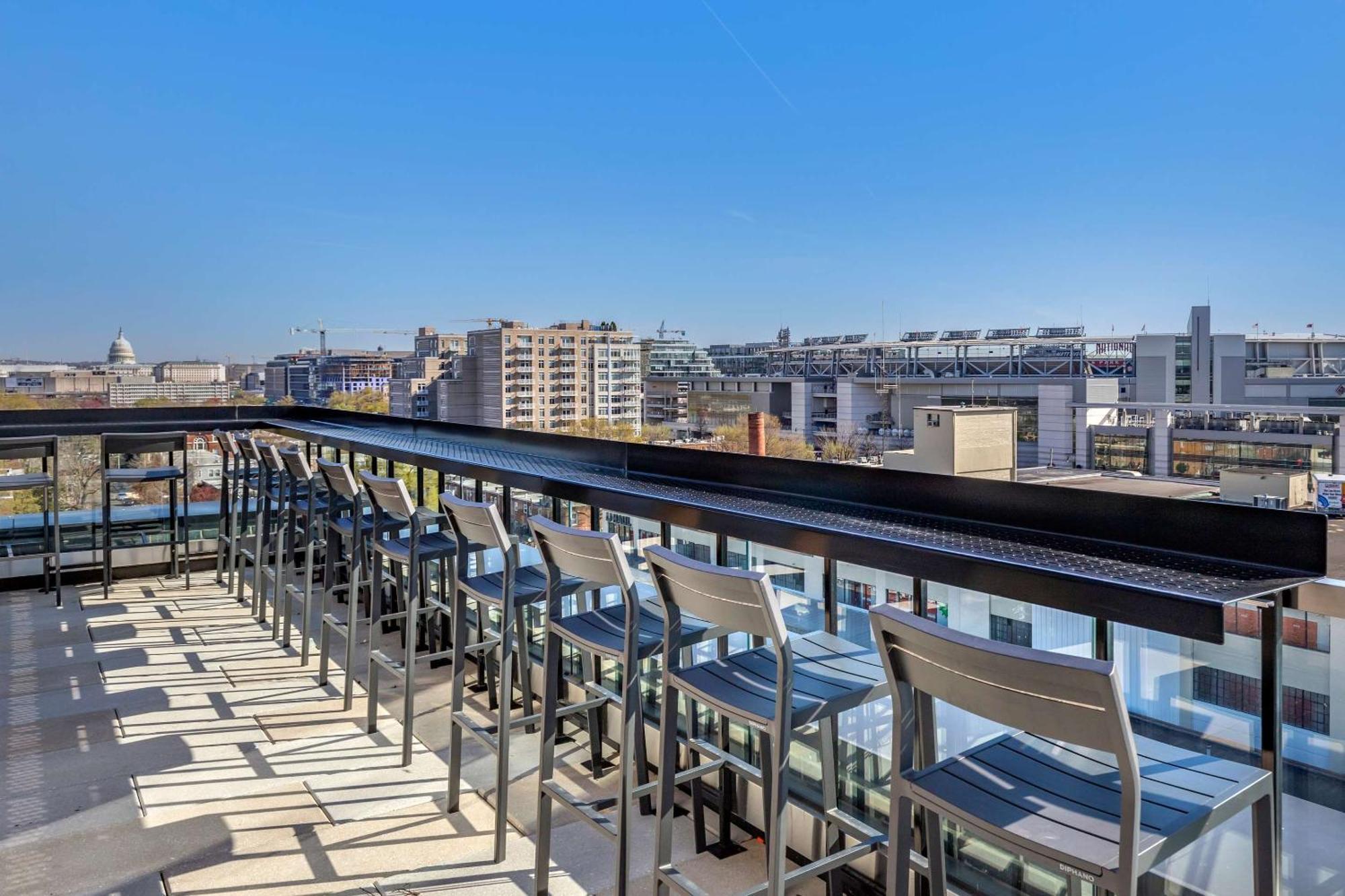 Cambria Dc Navy Yard Riverfront Hotel 4*