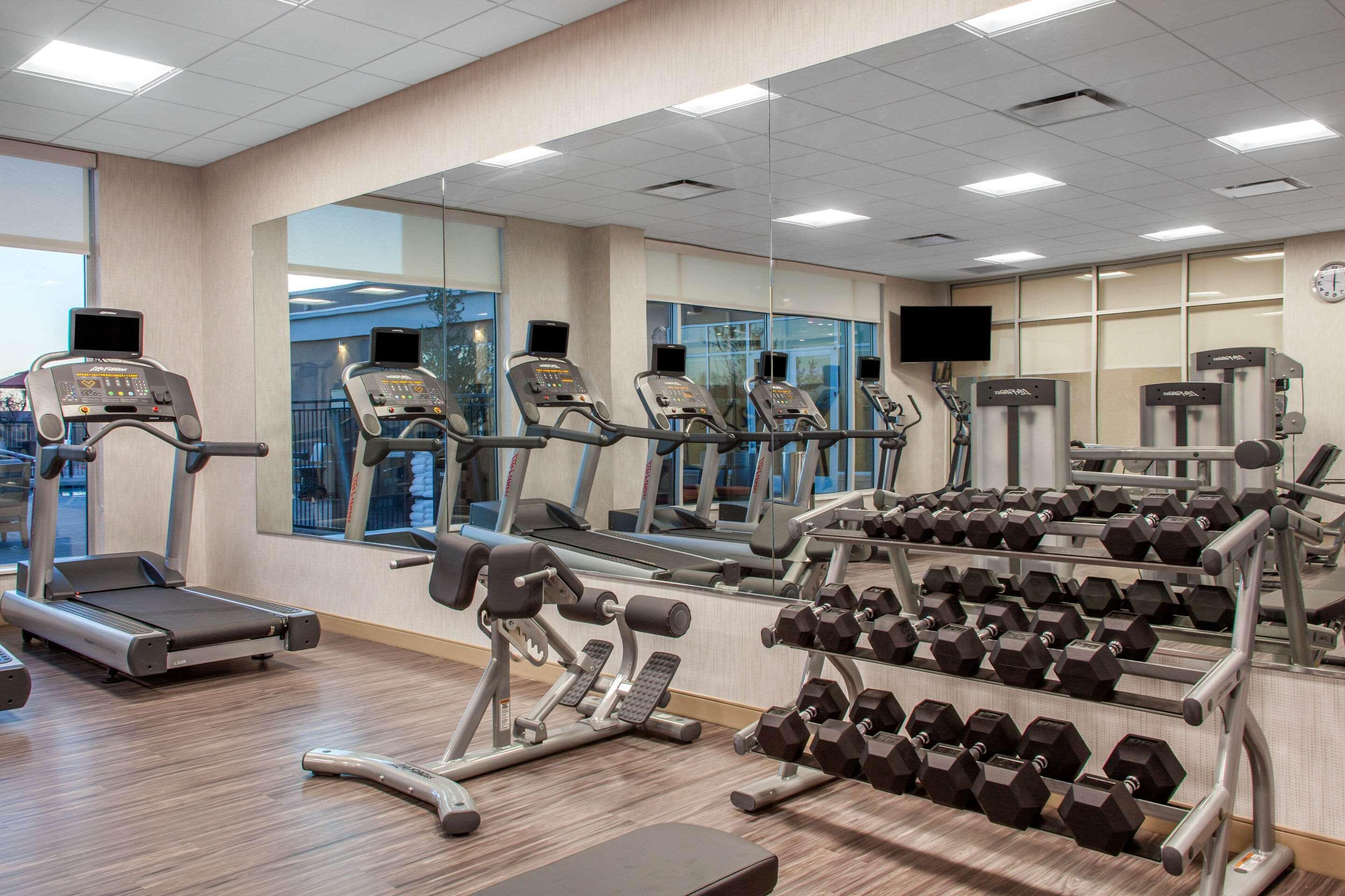 Cambria Dc Navy Yard Riverfront Hotel