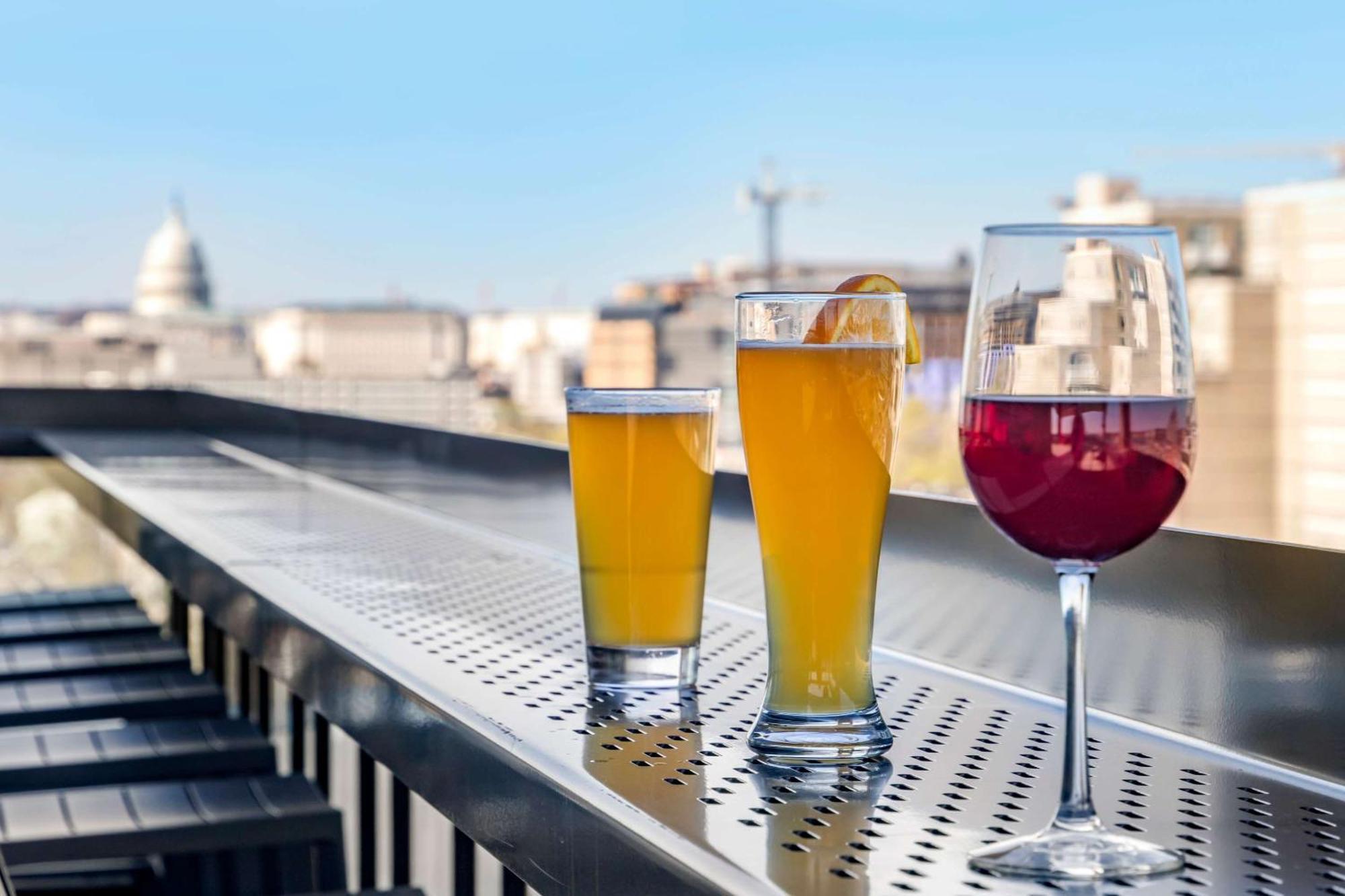 Hotel Cambria Dc Navy Yard Riverfront 4*