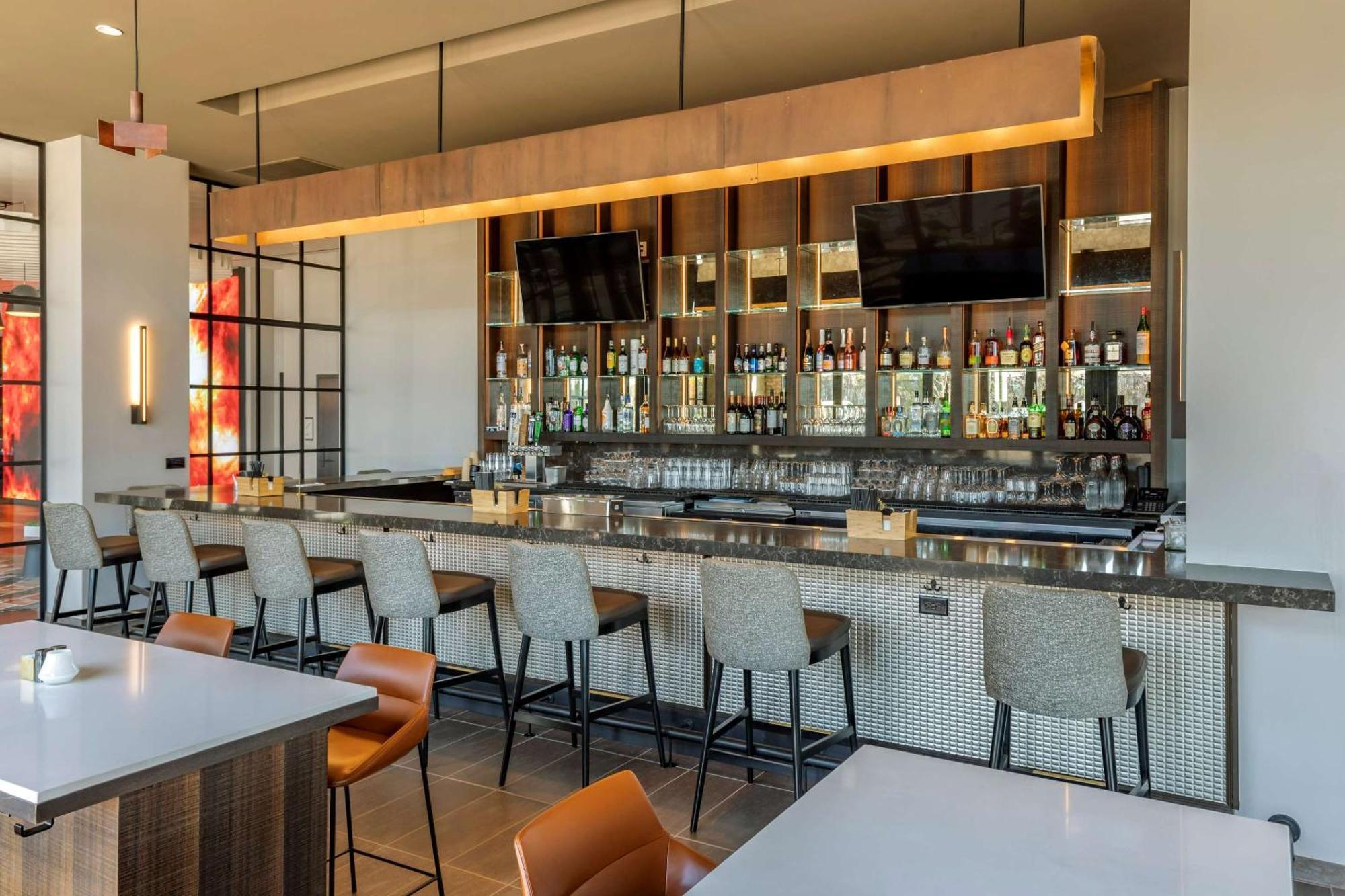 Cambria Dc Navy Yard Riverfront